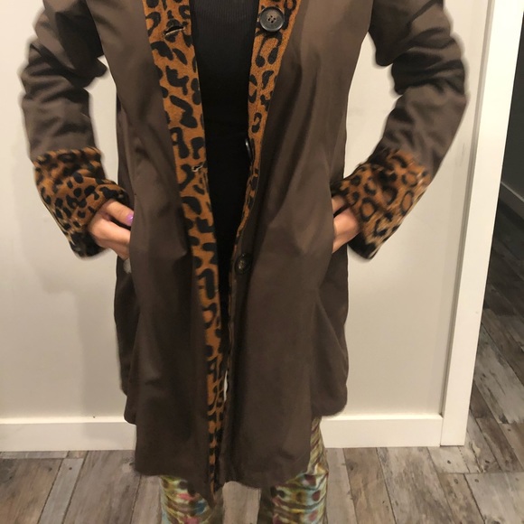 Reverseable Leopard print coat - Picture 10 of 10